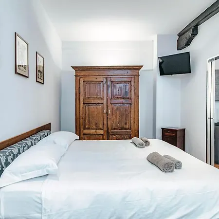Appartement Lo Storico - The House Of Travelers