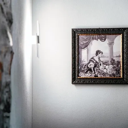 شقة Lo Storico - The House Of Travelers كومو